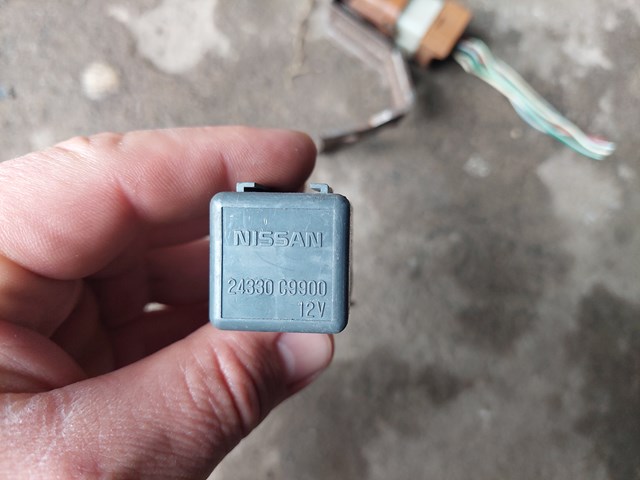 Реле склоочисника 24330C9900 NISSAN