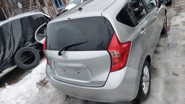 Задній правий стоп 265503VA0A NISSAN