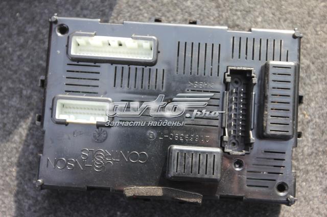 Блок комфорту 284B2EM01E NISSAN