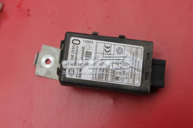 Блок управління центральним замком 285963Y50 NISSAN