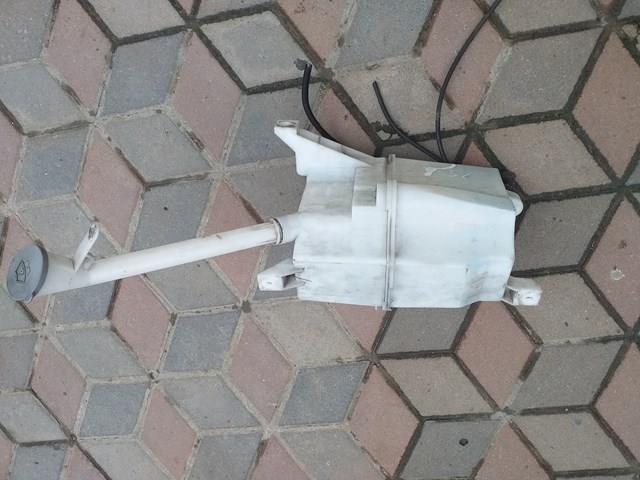 Бачок омивача лобового скла 289104CC5A NISSAN