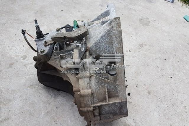 КПП в зборі 32010JD200 NISSAN