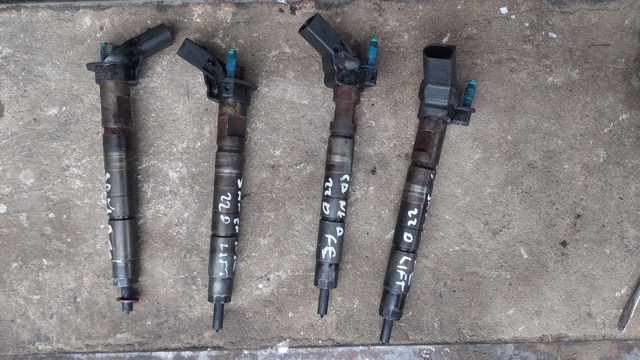 Форсунки електромагнітні 338002F000 HYUNDAI
