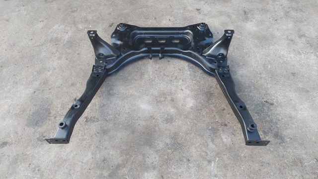 Передня балка 544014EA0B NISSAN