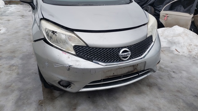 Облицювання радіатора 623103VU0A NISSAN