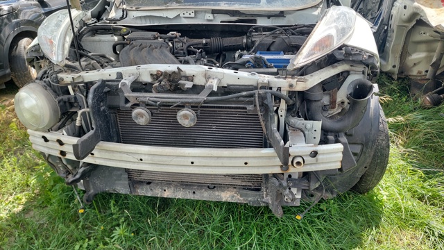 Підсилювач бампера 625301KE0B NISSAN