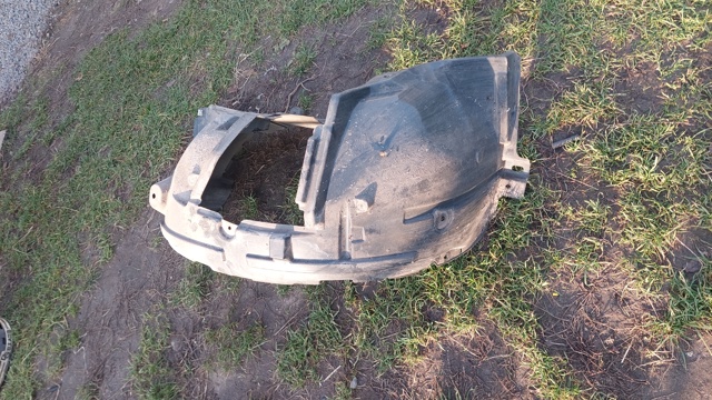 Підкрилок передній лівий 638434EA0A NISSAN