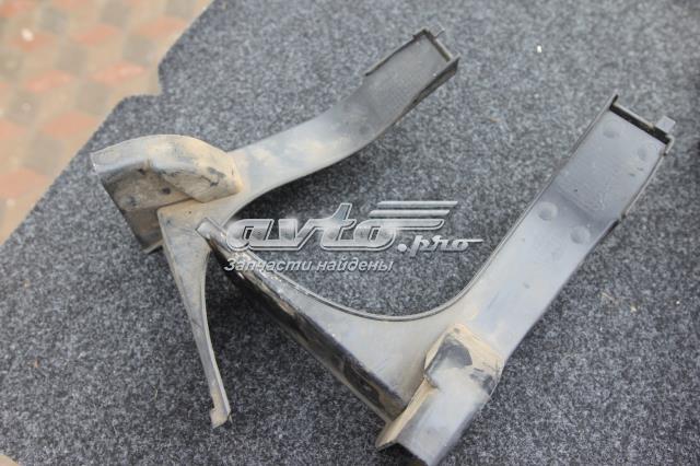Захист заднього бампера 6415A015 MITSUBISHI