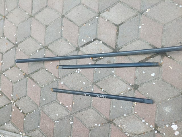 Молдинг задніх правих дверей 6Y0853754 VAG