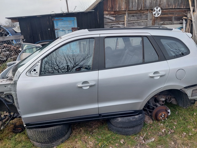 Амортизаційна стійка центральна, ліва 714012BB10 HYUNDAI