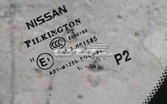 Переднє скло 727001KA0A NISSAN