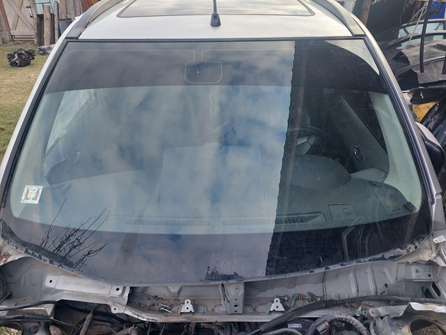 Вітрове скло 72700JG40C NISSAN