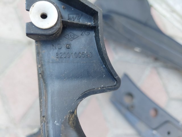 Жабо, ліве 8200100590 RENAULT
