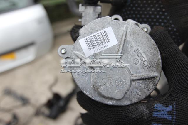 Насос вакуумний 8200472458 RENAULT