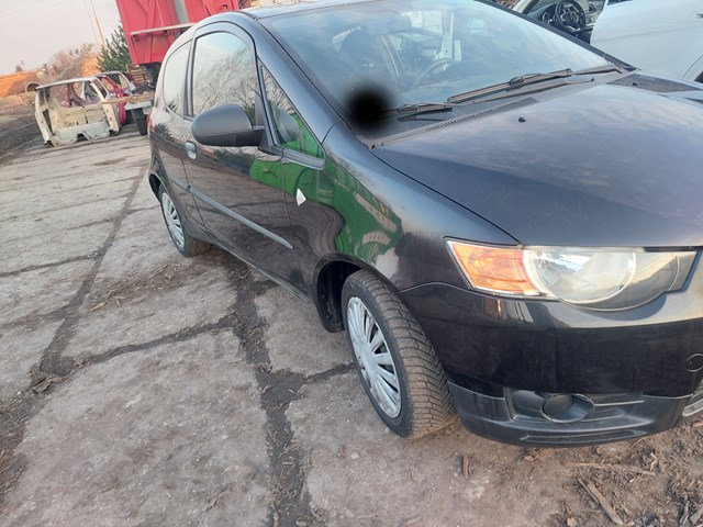 Фара правая 8301B652 MITSUBISHI