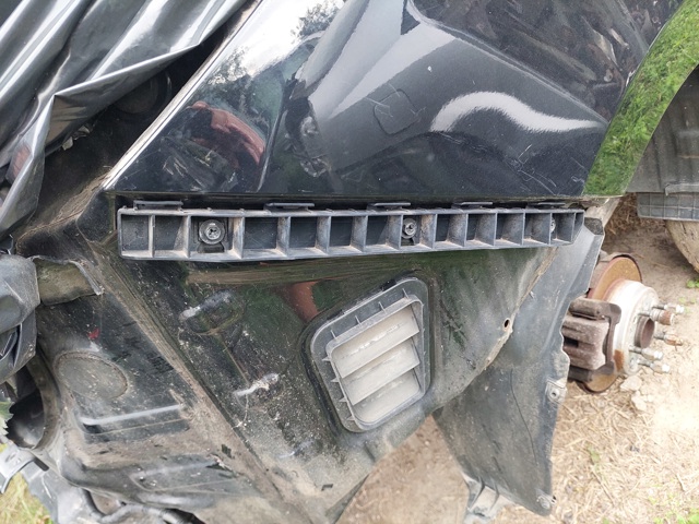 Кронштейн бампера заднього, правий 866142Y000 HYUNDAI