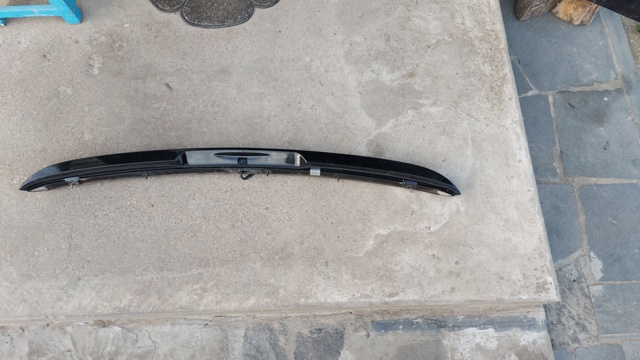 Спойлер на багажник 872103W000 HYUNDAI