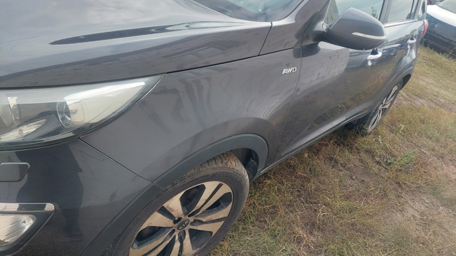 Накладка переднього лівого крила 877113U000 HYUNDAI