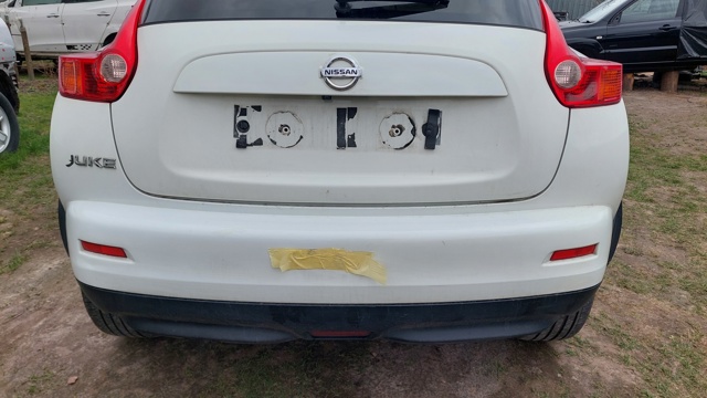 Емблема кришки багажника, фірмовий значок 90890CN000 NISSAN
