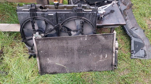 Конденсатор 921009H215 NISSAN