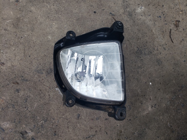 Туманка права 922021F001 HYUNDAI