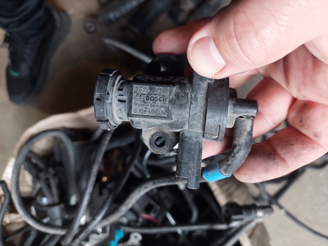 Перетворювач тиску (соленоїд) наддуву / EGR 9635704380 PEUGEOT