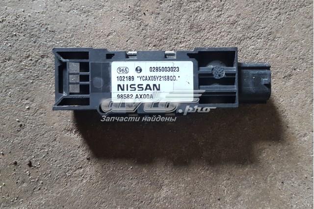 Датчик Ейрбег передній 98582AX00A NISSAN
