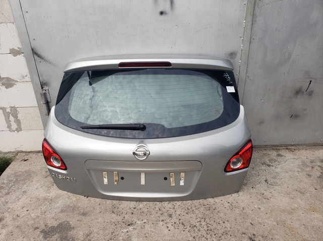 П'яті двері Nissan Qashqai 1