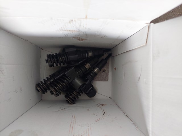 Форсунки електромагнітні MN980235 MITSUBISHI