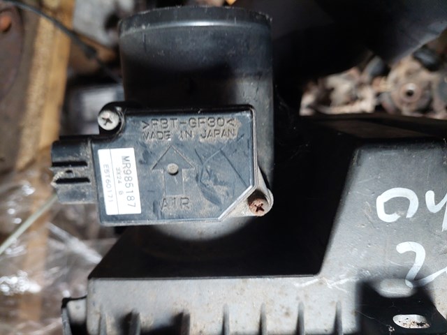 Датчик масової витрати повітря MR985187 MITSUBISHI