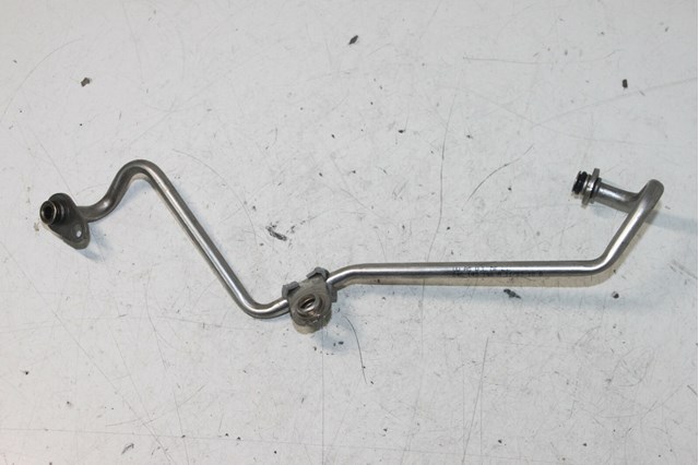 Подача масляна труба 04C145140A VAG