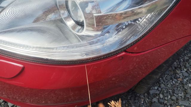 Бампер на авто 1Z0807221N VAG