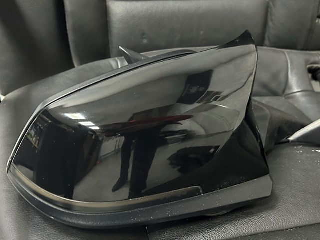 Корпус дзеркала заднього виду, правий 51167245092 BMW