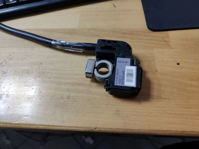 Кабель маси акумулятора (АКБ) 61129215953 BMW