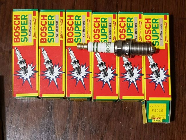 Свічки запалювання (запальні) і дроти 0241225574 BOSCH