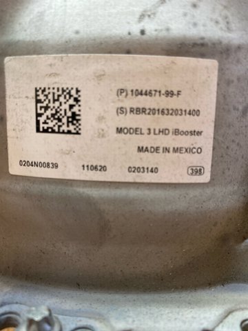 Підсилювач електромеханічний гальм бустер tesla model 3 б/в оригінал 1044671-99-F