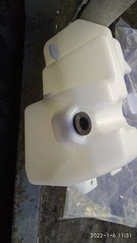Бачок склоомивача 76841TA0U01 HONDA
