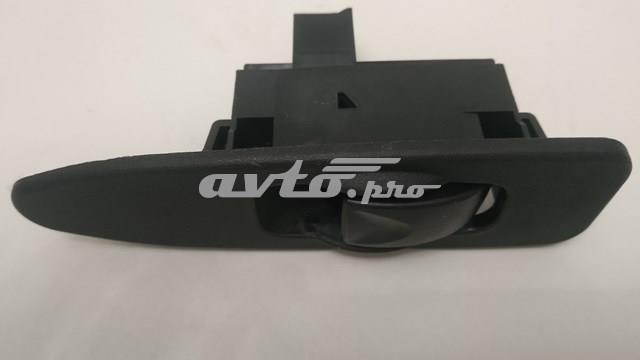 Кнопки переднього правого склопід'ємника MR792851 MITSUBISHI