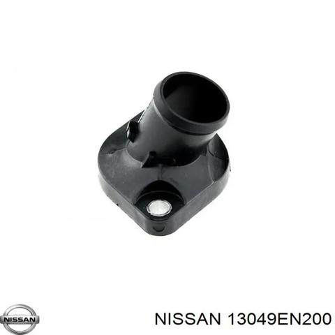 Кришка корпусу термостата 13049EN200 NISSAN