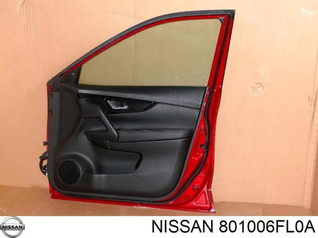 Пасажирські передні двері 801006FL0A NISSAN