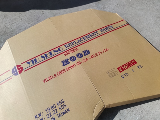 Капот 3CM823031B MARKET (OEM)