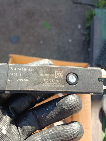 Підсилювач сигналу антени A1668201289 MERCEDES