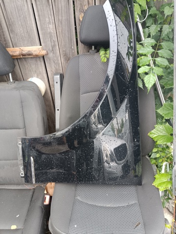 Переднє ліве крило A2048801318 MERCEDES