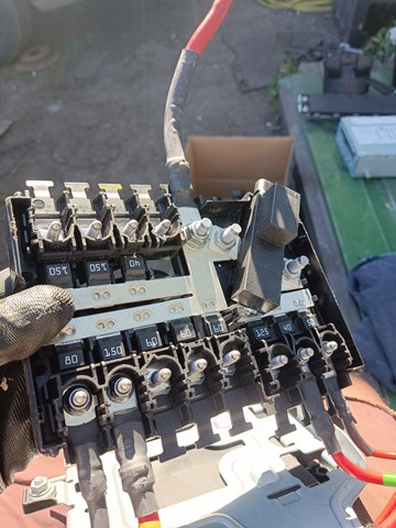 Корпус запобіжників A2055402850 MERCEDES