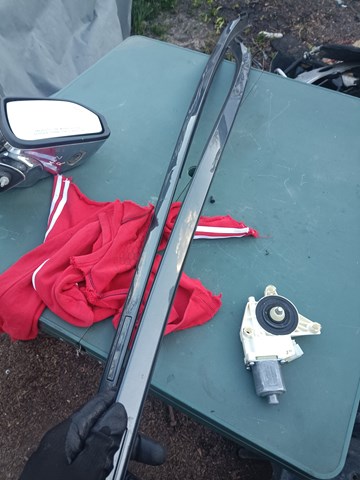 Накладка даху права A2076901862 MERCEDES