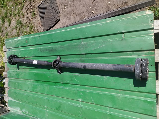 Вал карданний задній, у зборі A2124100116 MERCEDES