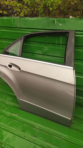 Двері задні в зборі A2127303405 MERCEDES
