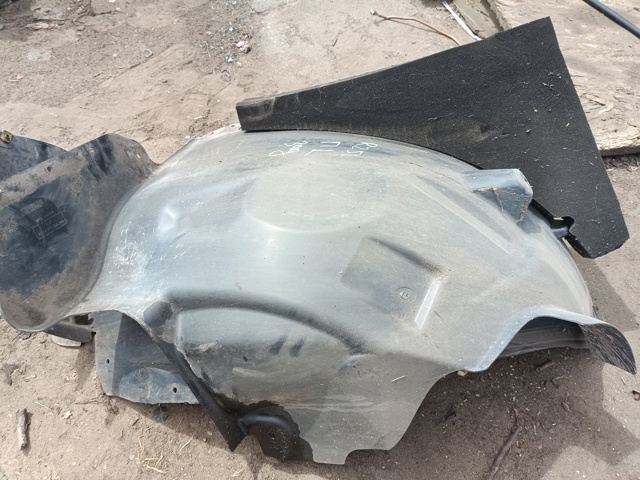 Підкрилок переднього крила, лівий задній A2518840922 MERCEDES