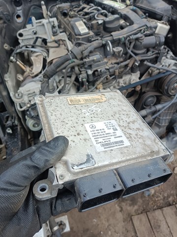 Блок двигуна A6519000603 MERCEDES