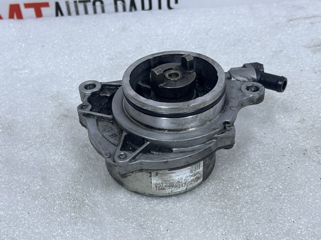 Насос вакуумний 11667795143 BMW